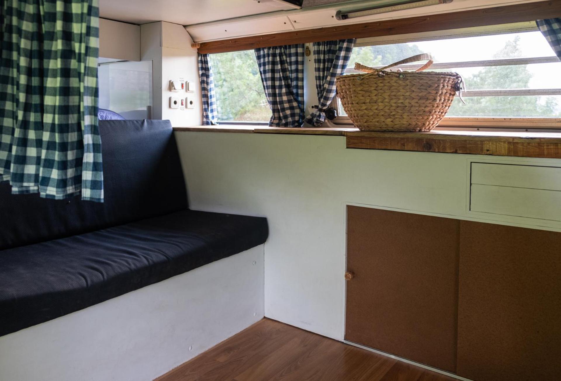 Retro Vw Kombi T2 Campervan 오스피탈레트 데 요브레가트 외부 사진